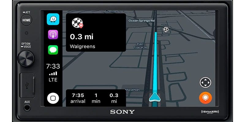 Smartphone Versus Built-in Navigation – Which Is Best?