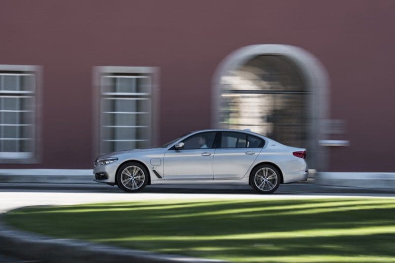 2018 BMW 530e