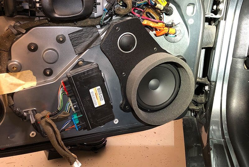 thumbnail image 2 of Front Door Speaker Adapter Plates & Wire Harness For Nissan Titan & Frontier - 6x9 Speaker Installation 2 of 12