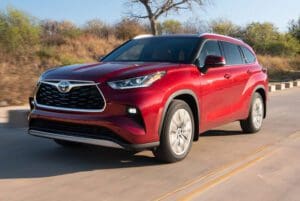 2021 Toyota Highlander Hybrid Platinum