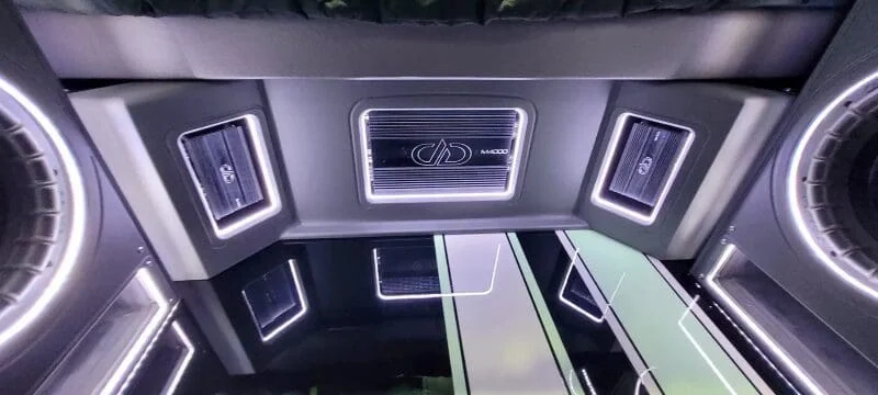 Peterbilt Stereo