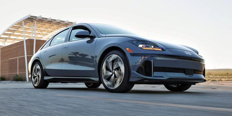 2024 Hyundai Ioniq 6 SE