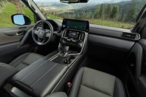 2025 Lexus LX700h