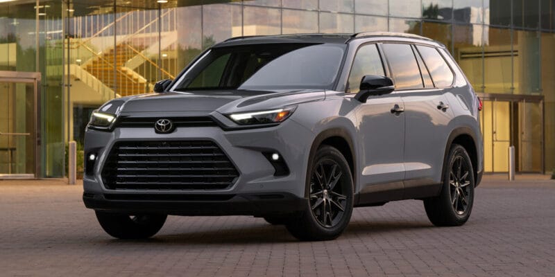 2025 Toyota Grand Highlander Platinum: The Big Plug for Those Who Can’t Plug In