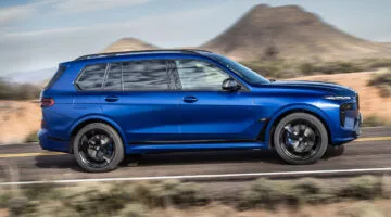 2025 BMW X7 M60i