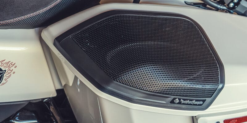 Product Spotlight: Rockford Fosgate HD24BL69